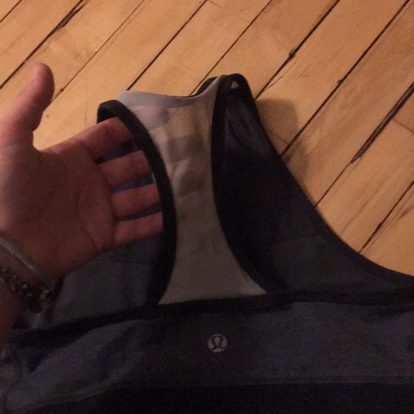 Lululemon small sports bra - Picture 4 of 4